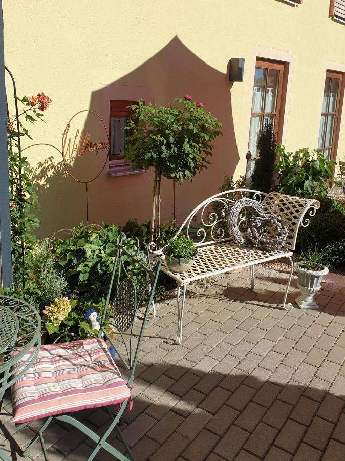 Hausner'S Hotel- Studio Apartments Altenstadt an der Waldnaab Exteriör bild